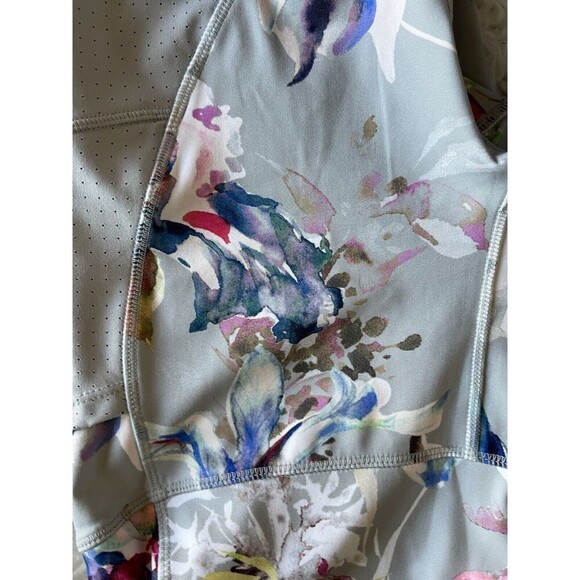 Avia Women's Size Medium Floral Watercolor Cropped Leggings C30 - Picture 4 of 8